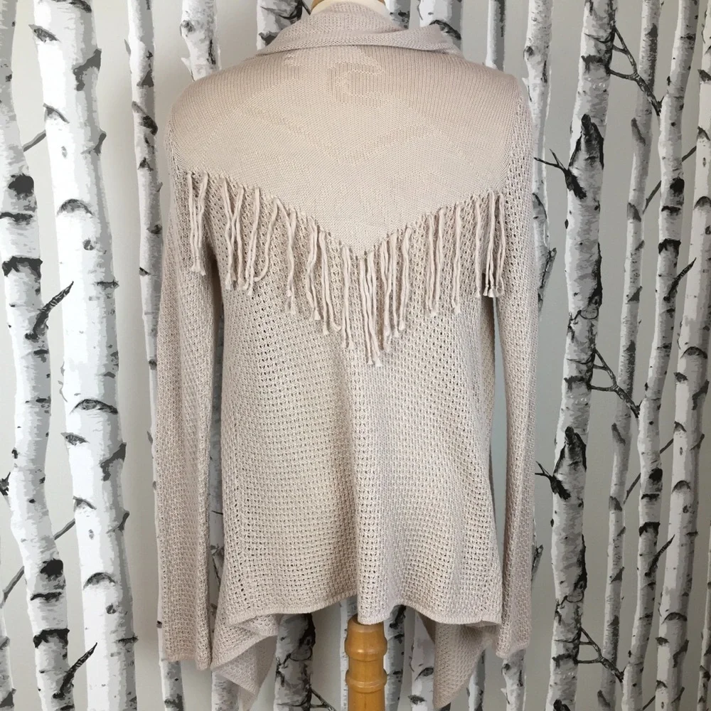 Billabong Waterfall Cardigan with Fringe (1). - Picture 3 of 6